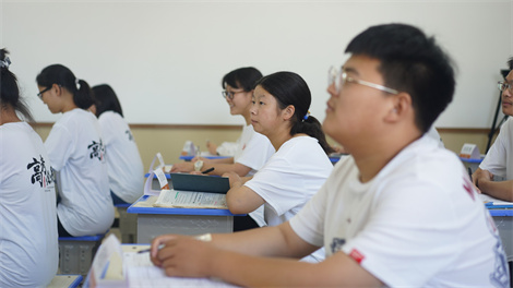 鄭州藝術生文化課輔導班哪家好_優狀元高考集訓學校地址電話