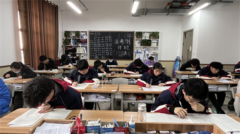 河南高三英語有全封閉集訓形式的沖刺班嗎_鄭州優狀元高考培訓學校怎么樣