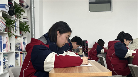 鄭州高考復讀全日制學校哪家好_高三復讀學校多少錢_優狀元復讀學校地址